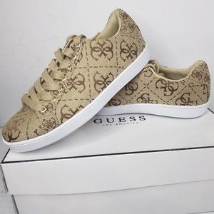 Guess Rosalia 4g logo sneaker. brand new.